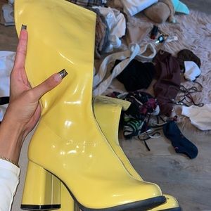 yellow rain boots?